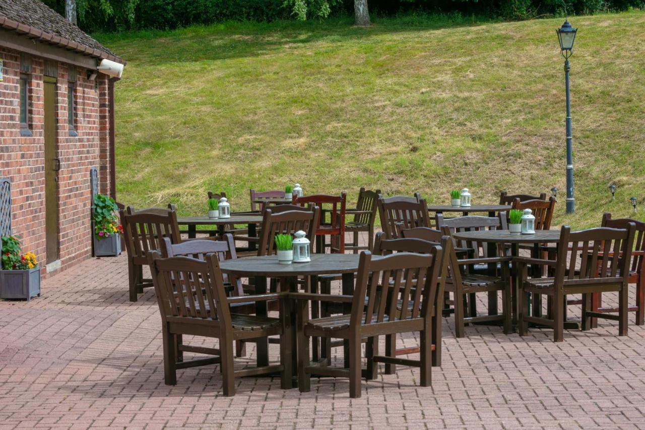 Stratford Manor Hotel Snitterfield エクステリア 写真