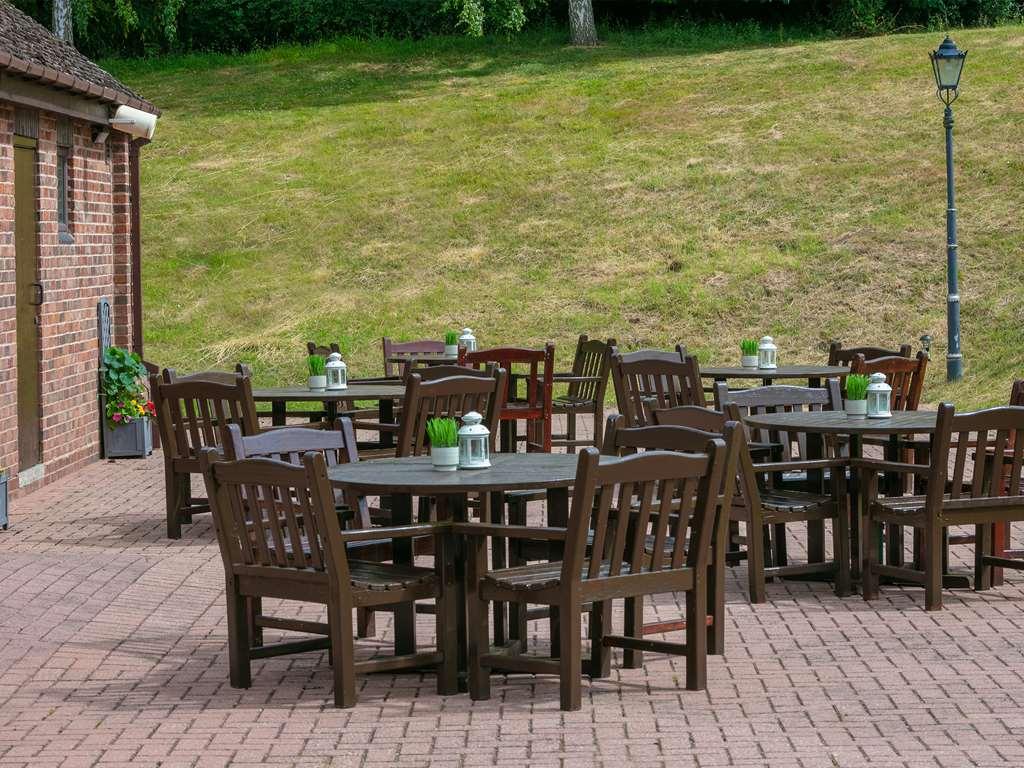 Stratford Manor Hotel Snitterfield エクステリア 写真